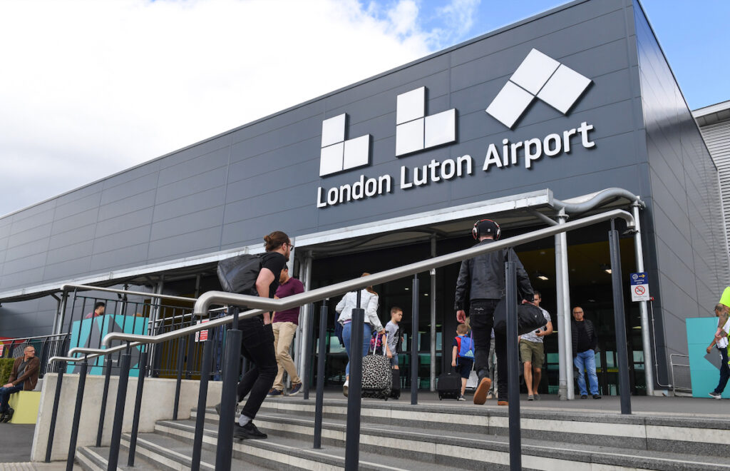 Luton Airport  Enterance 